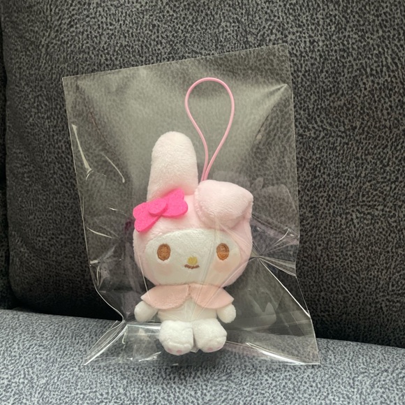 My Melody Plush Keychain (4.5”) - Picture 8 of 8